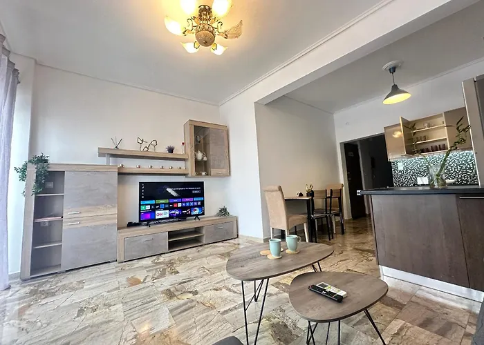 Acropolis Modern Apartments Free Parking,Free Pet Hosting,Netflix